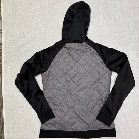 The North Face Women’s Med Grey Black Quilted Windbreaker Full Zip Hooded Jacket - Picture 2 of 9